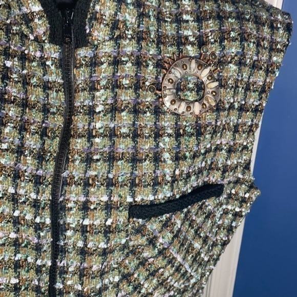 Heaslip Vest Medium With Pin Medium - Picture 3 of 8